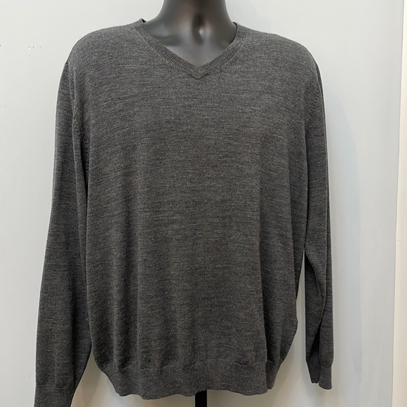 FootJoy Wool V-neck Sweater